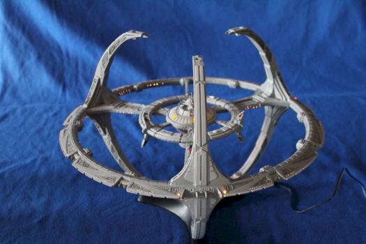 Deep Space Nine space station by Zuppa