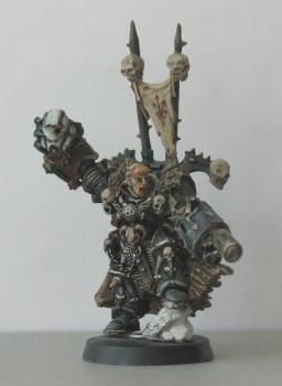 Chaos space marine lord by Bovin