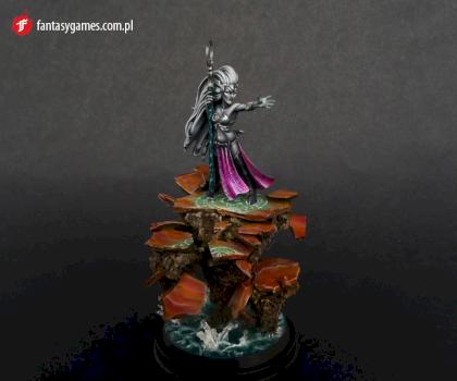 Drow Sorceress (GW Dark Elf Sorceress) by fantasygames.com.pl