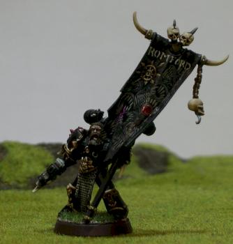 Chaos Standard Bearer by Bale Eye