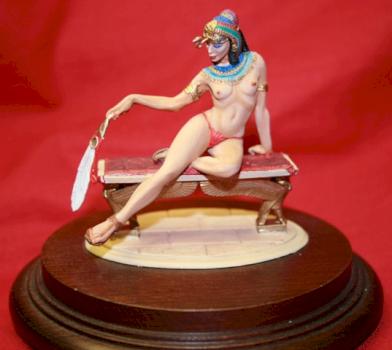 KLEOPATRA 75mm by miniatureart