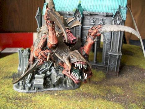 Forgeworld Scythed Hierodule by TcvBuuren
