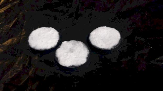 Three 32mm winter base for warhammer and other games by Gachi_paints