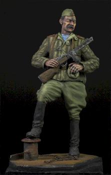 Soviet infantryman, 1944 by SUNchazer