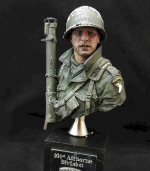 Airborne 101st Paratrooper Bastogne by Dunghy