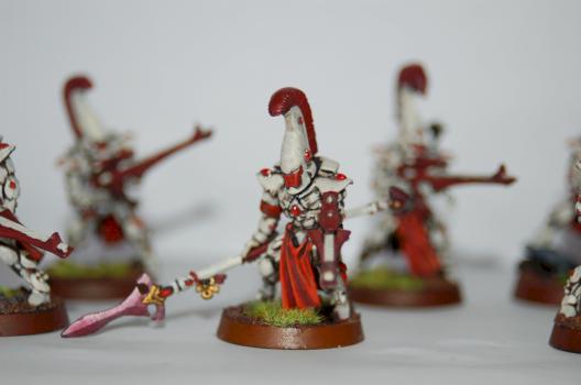 Eldar Dire Avengers by spikeybootminis