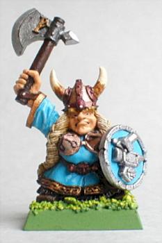 Dwarf Queen by Mongoose