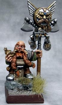 Dwarf Standard Bearer Conversion by Theatralic