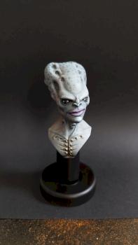 Alien Bust by criiokustom