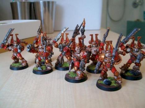 Khorne Berserker by suerto