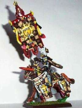 Bretonnian Army Standard Bearer *repost* by longbow