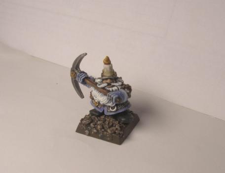 Dwarf miner by moetry