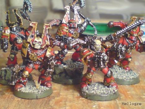 5 Berserkers of Khorne by Hellogr