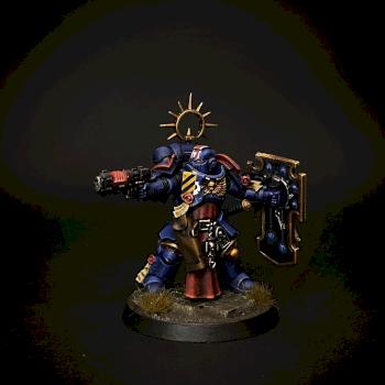 Ultramarine Primaris Lieutenant by Fabs