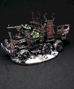 Warhammer 40k Ork Trukk by Bauer