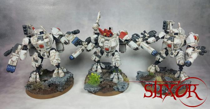 Tau Crisis Battlesuits by stix0r
