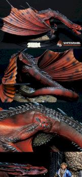 Smaug the Golden (The Hobbit) by White Weasel Studio