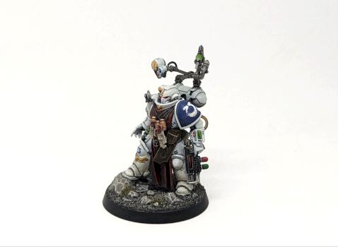 Space marines Apothecary by Andriucha