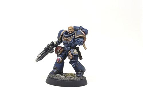 Warhammer 40K: Ultramarines sergeant by Andriucha