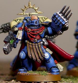 Ultramarines Captain by Quintio