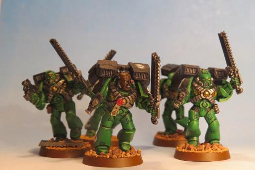 Salamanders Assault Squad by Abrethor