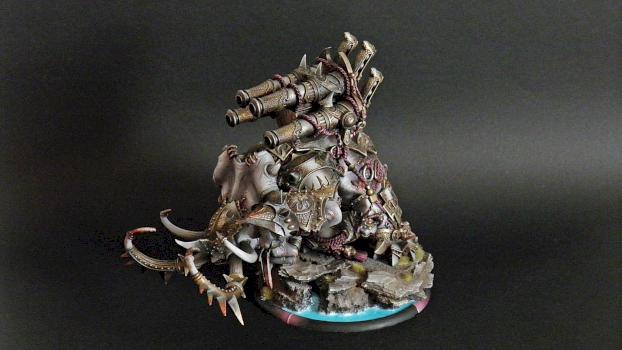 Skorne Mammoth Gargantuan by Bloodletting Brush