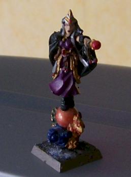 Dark Elf Sorceress by Schweinebärmann