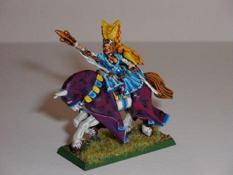 Bretonnian damesel on horseback by Rusiel