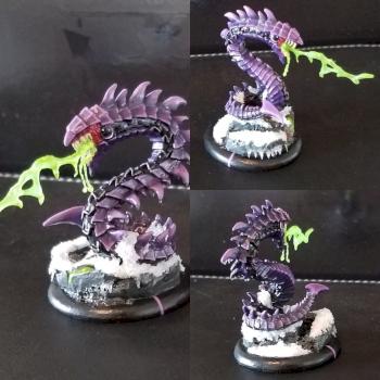 Naga Nightlurker - Legion of Everblight by Hungry Hippo