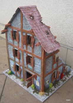 Ruined Building by Izwor