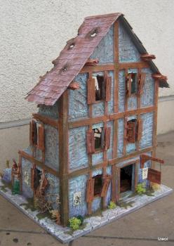 Ruined Building by Izwor