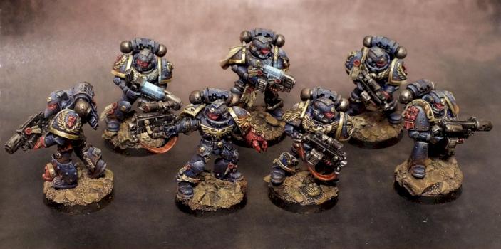 Crimson Fists Space Marines (Sternguard) by Dante77