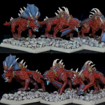 Flesh Hounds of Khorne by capopik