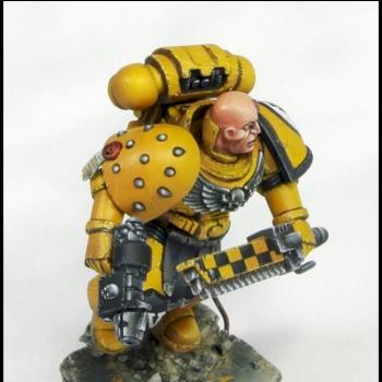 Imperial Fists Veteran Sergeant by Thor-Modelling