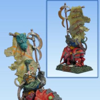 Dwarfen ensign bearer by Xantur