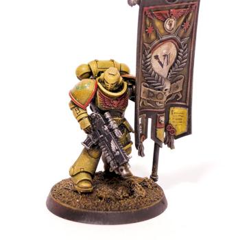 Imperial Fists Primaris Ancient with Dorn Banner by Grim Factorum