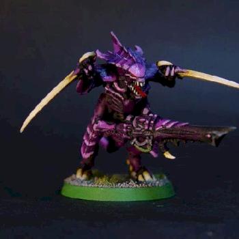 Tyranid Warrior by Quintio