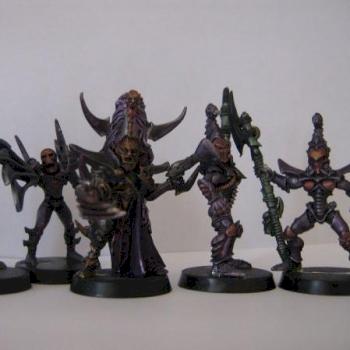 Dark Eldar Archon whit Retinue by Thorh666