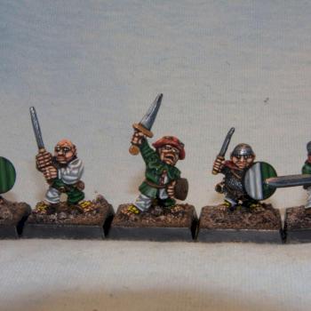 Halfling Men-at-arms by Hubbynz