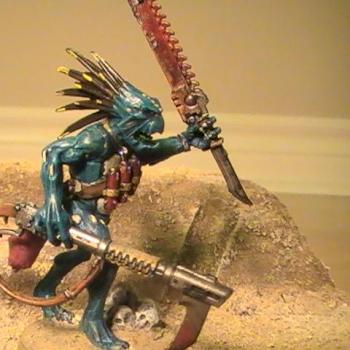 Kroot w chainsword by muck96