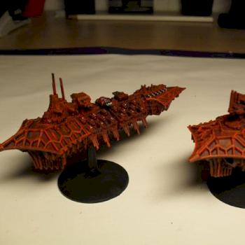 Battlefleet Gothic Chaos Cruiser by LoboDerPraesi