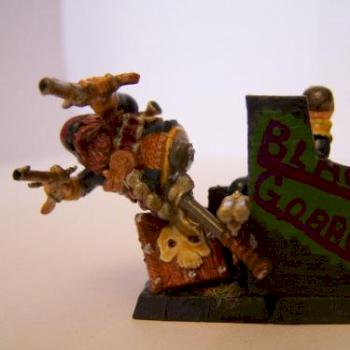 Dwarf Urban Combat by Pamelson