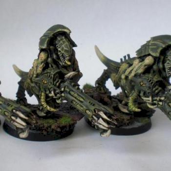 Tyranid Hive Guards by Vermillion_