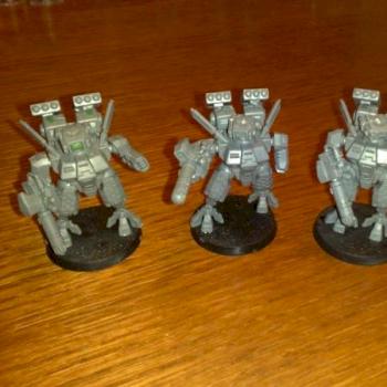 Converted Tau Battlesuit crisis team 2 by Keecai