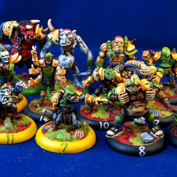 Chaos Pact Bloodbowl team by M2 Wolverine