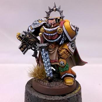 Imperial Fists Captain by Meowstalker