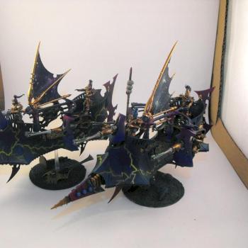 Dark Eldar - Two Ravagers by theironjef
