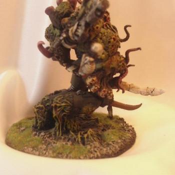 Deamon Prince of Nurgleth side view by captaininsano