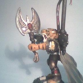 Space Marine Commander (left) by onavy
