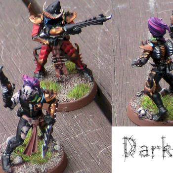 Single Dark Eldar Kabalite warrior and Single Dark Eldar wych footsoldier plus by Dark Artisan